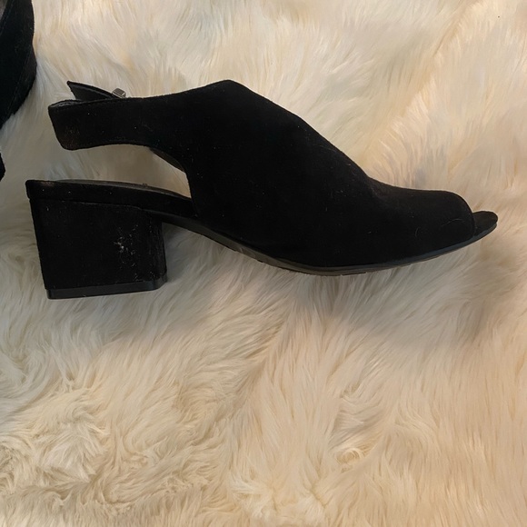 Life Stride heeled black shoe - Picture 2 of 7